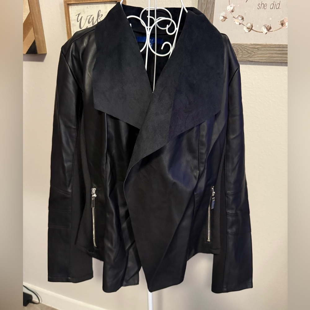 Apt. 9 Black Leather Jacket with Dark Suede Lapel